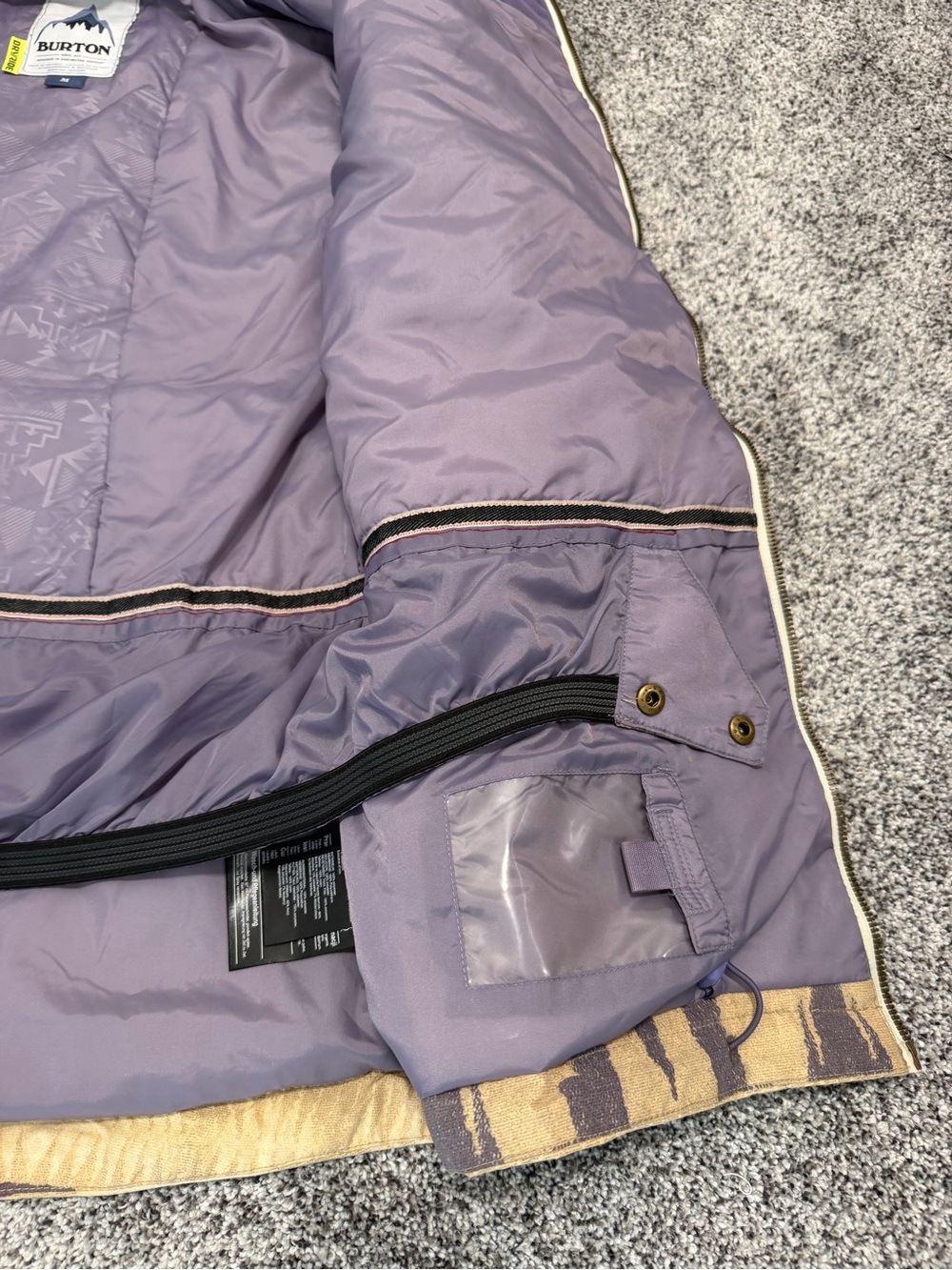Burton Women's Hazel Jacket - Picture 7 of 13